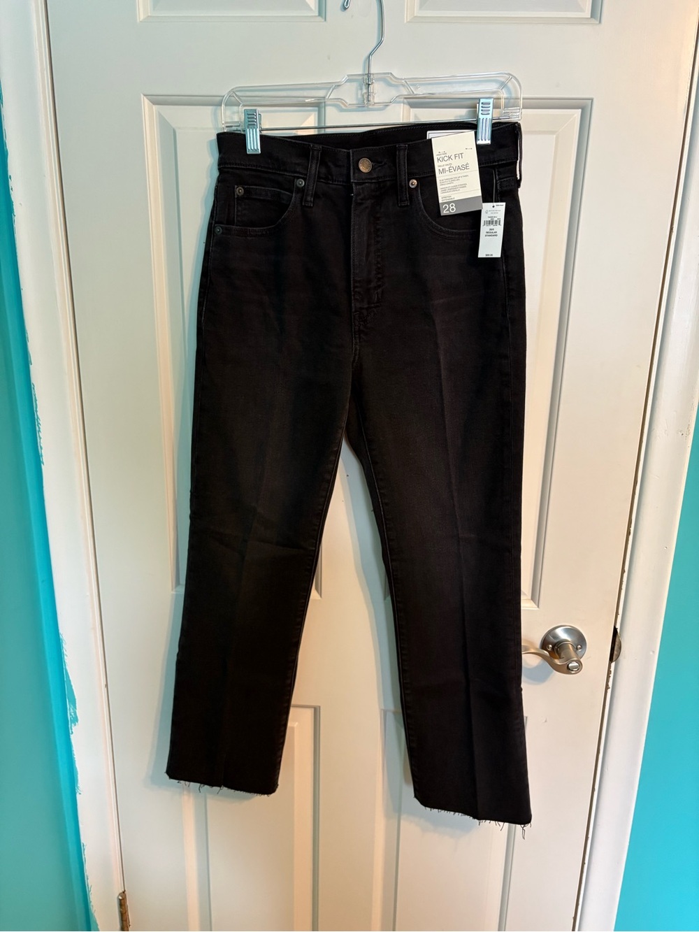 GAP Black Cropped Straight-Leg Jeans